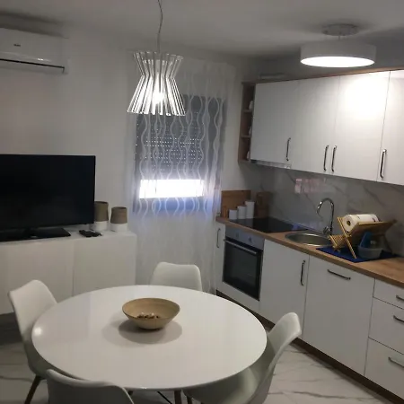 Apartmani Zlata Sveti Filip i Jakov Exterior photo