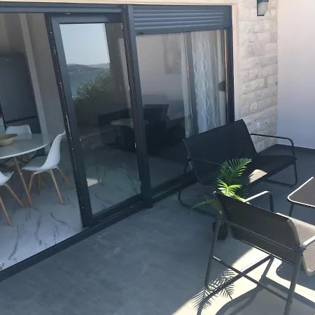 Apartmani Zlata Sveti Filip i Jakov Exterior photo