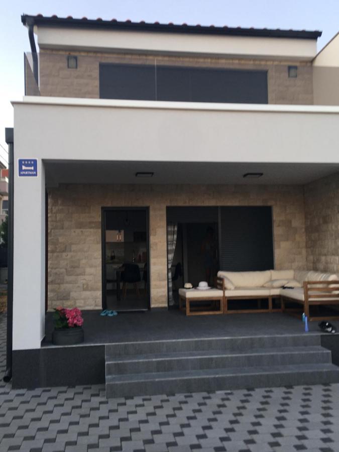 Zlata Sveti Filip i Jakov