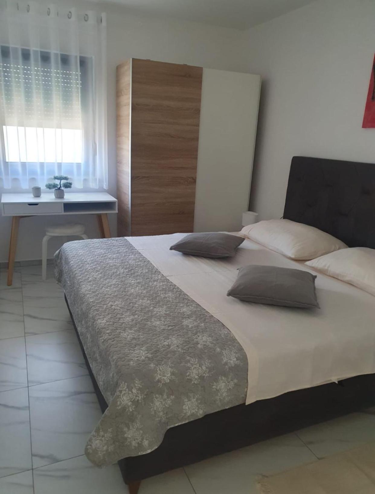 Apartment Zlata Sveti Filip i Jakov